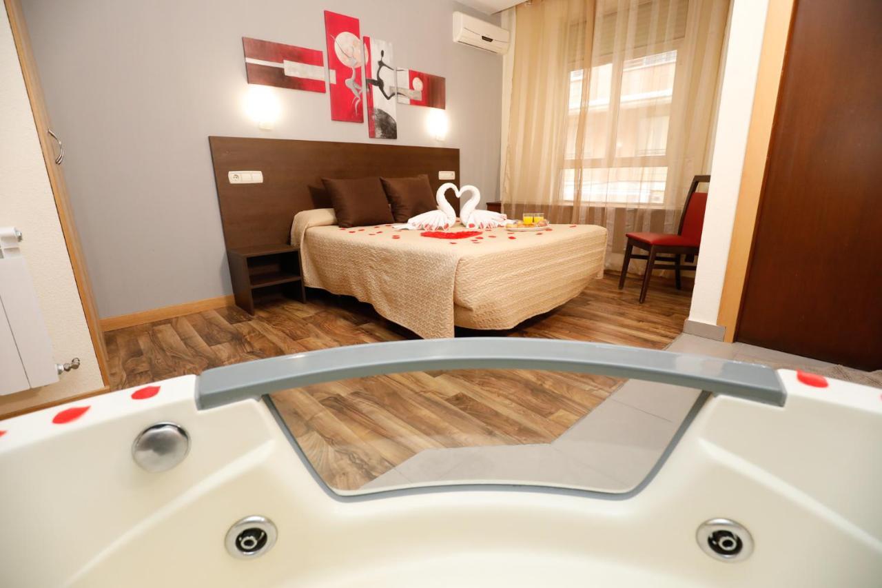 Hostal Conde David Salamanca Bagian luar foto